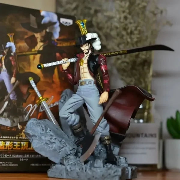 Dracule Mihawk Figure: 15CM One Piece Collectible